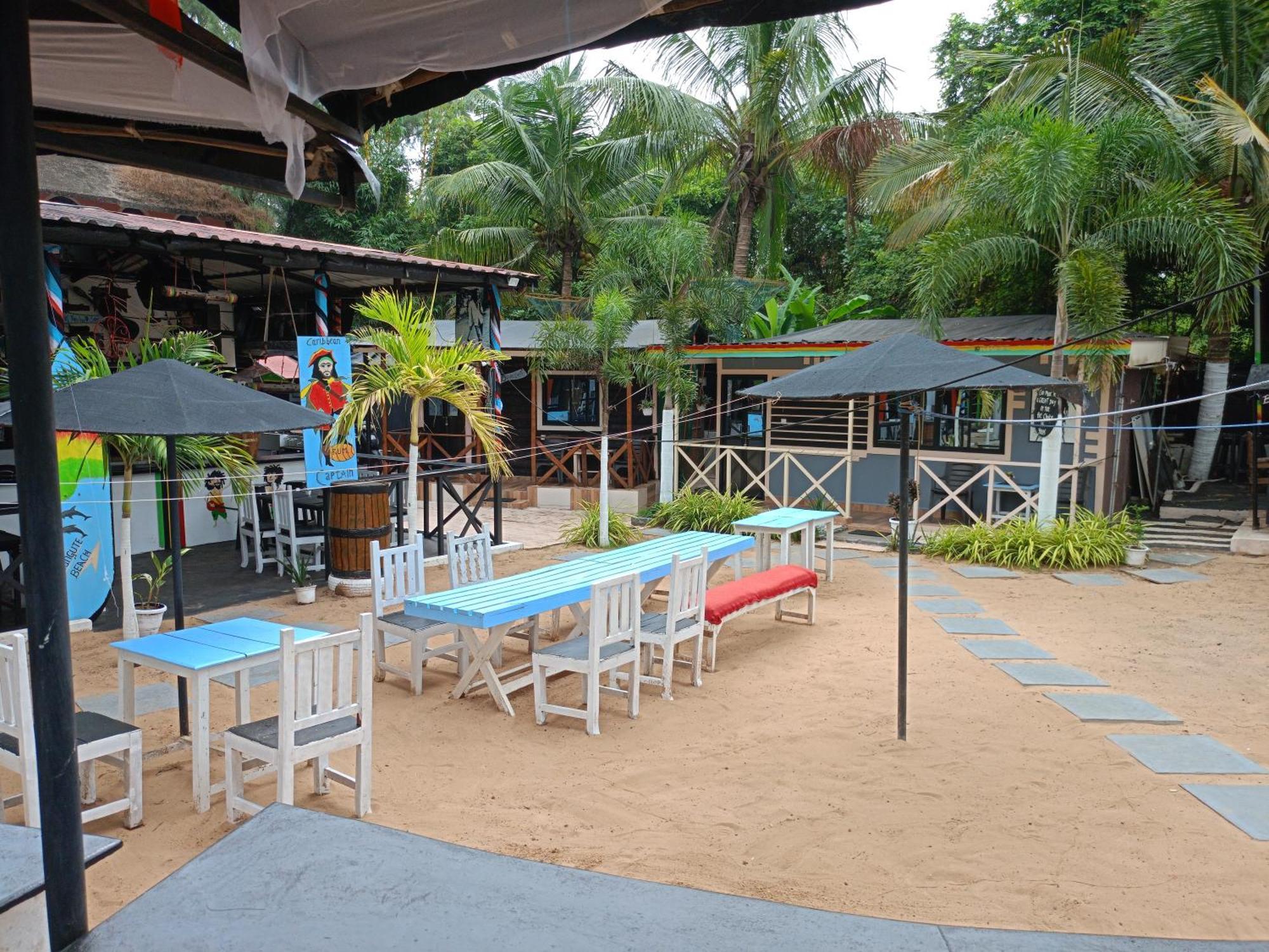 Boaty'S Beach Cottages Calangute Bagian luar foto