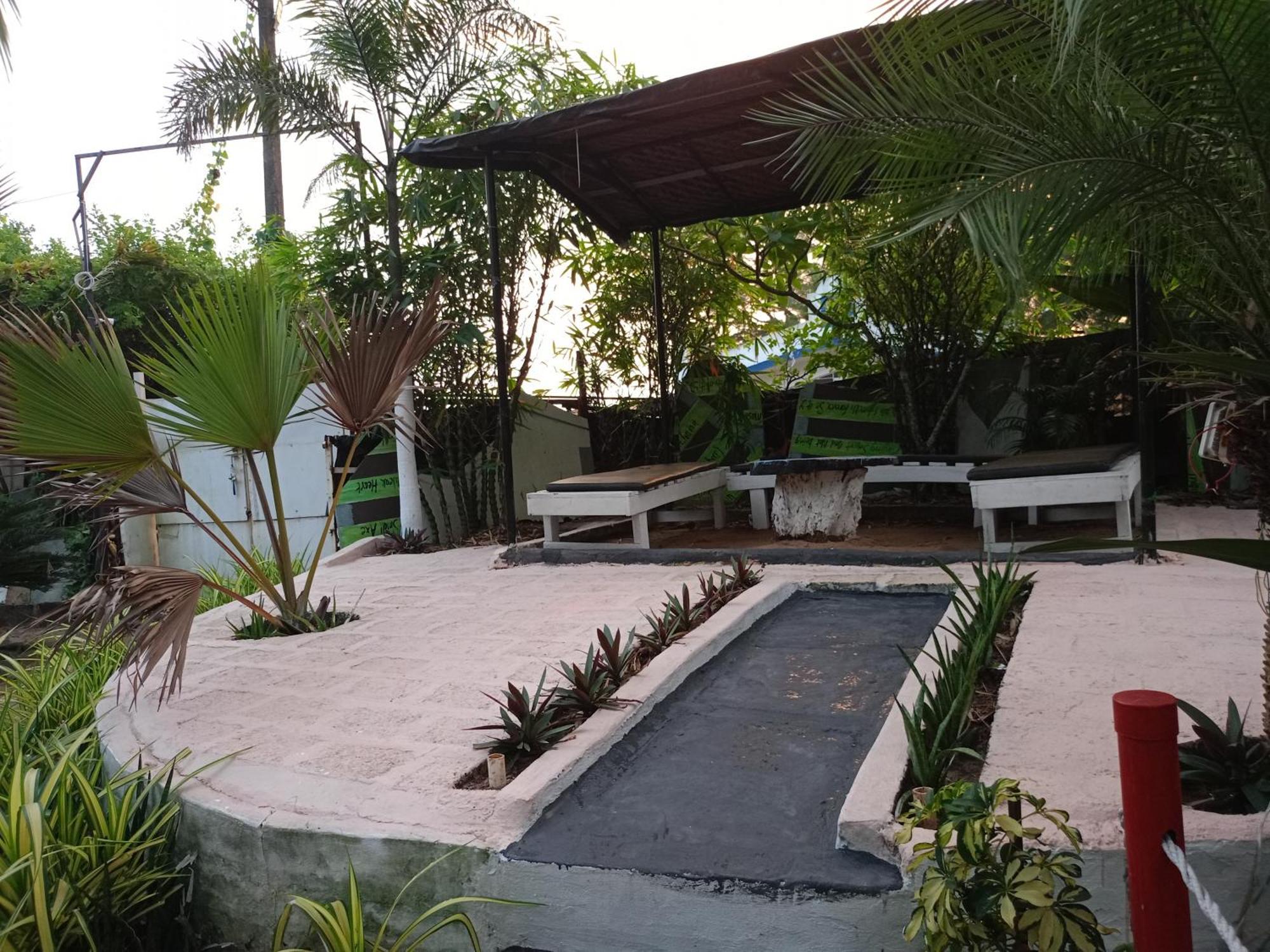 Boaty'S Beach Cottages Calangute Bagian luar foto